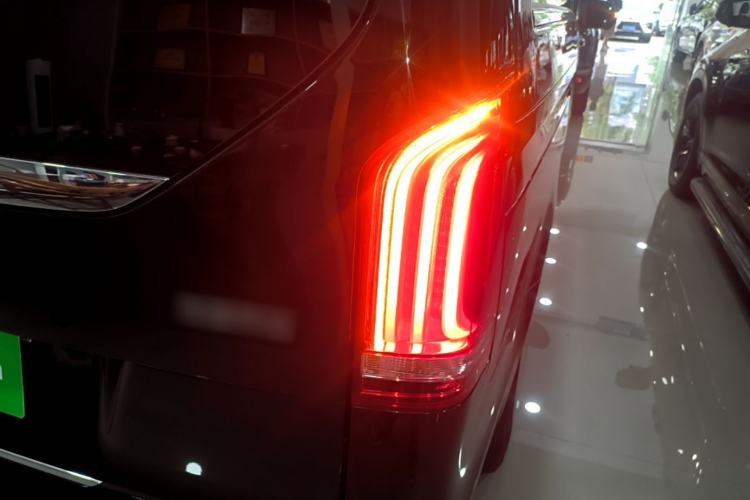 Used Mercedes-Benz V-Class 2022 V 260 Prestige Edition Right Rear Taillight