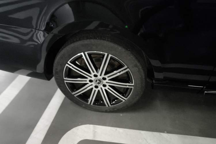 Used Mercedes-Benz V-Class 2022 V 260 L Long-wheelbase Luxury Edition Right Rear Wheel Hub
