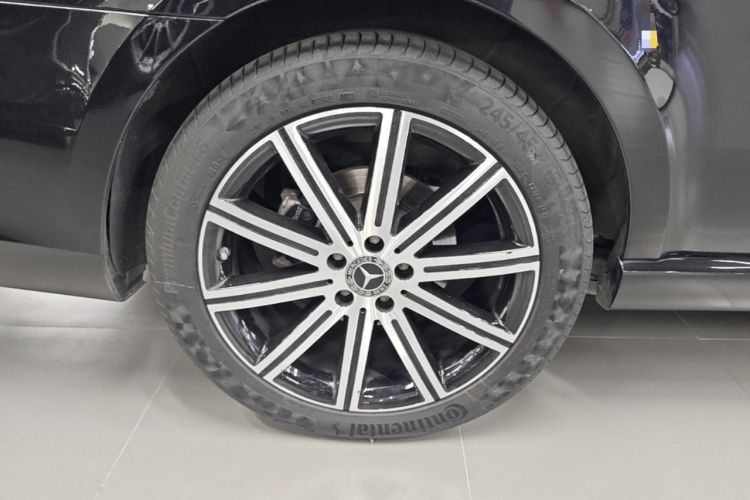 Used Mercedes-Benz V-Class 2022 V 260 L Long-wheelbase Luxury Edition Right Rear Wheel Hub