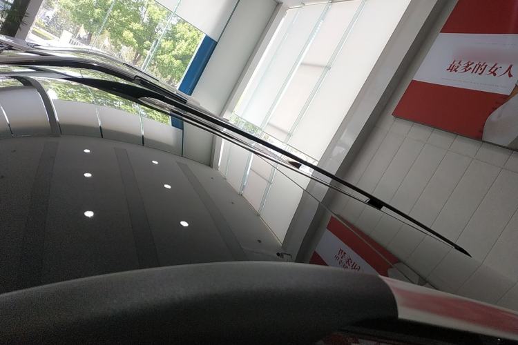 Used Mercedes-Benz V-Class 2022 V 260 Avantgarde Edition Roof