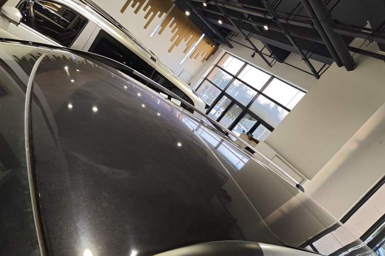 Used Mercedes-Benz V-Class 2022 V 260 L Long-wheelbase Luxury Edition Roof