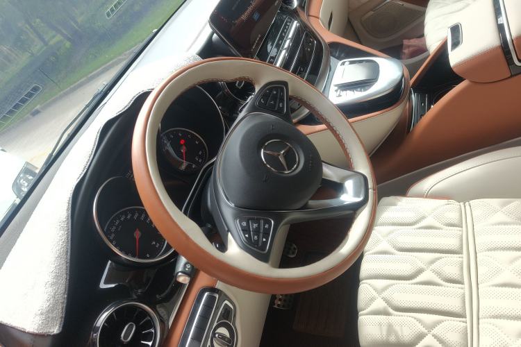 Used Mercedes-Benz V-Class 2022 V 260 L Long Wheelbase Prestige Edition Steering Wheel