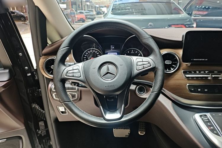Used Mercedes-Benz V-Class 2022 V 260 L Long-wheelbase Luxury Edition Steering Wheel