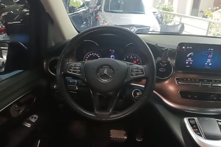 Used Mercedes-Benz V-Class 2022 V 260 L Long-wheelbase Luxury Edition Steering Wheel