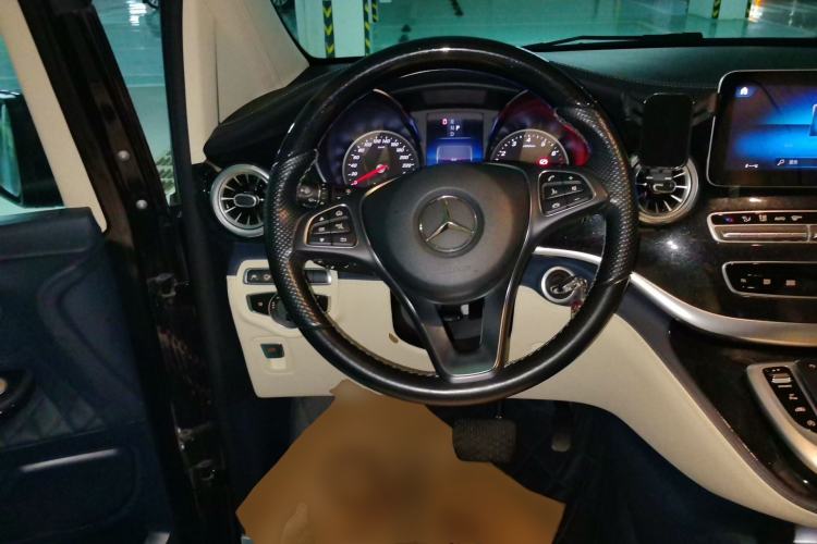 Used Mercedes-Benz V-Class  Steering Wheel
