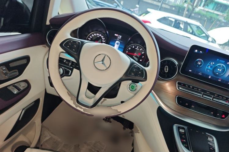 Used Mercedes-Benz V-Class 2022 V 260 L Long Wheelbase Prestige Edition Steering Wheel