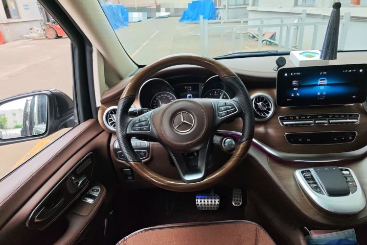 Used Mercedes-Benz V-Class 2022 V 260 L Long-wheelbase Luxury Edition Steering Wheel