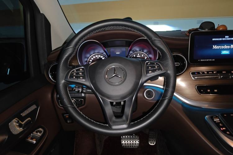 Used Mercedes-Benz V-Class 2022 V 260 L Long-wheelbase Luxury Edition Steering Wheel