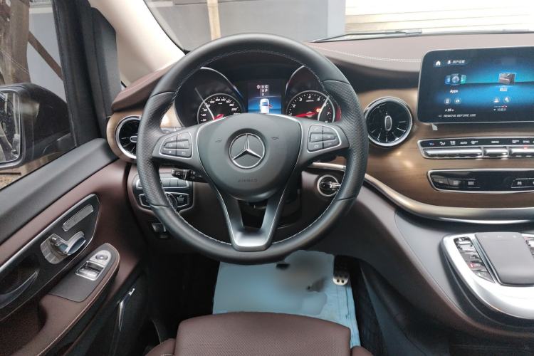 Used Mercedes-Benz V-Class 2022 V 260 L Long-wheelbase Luxury Edition Steering Wheel