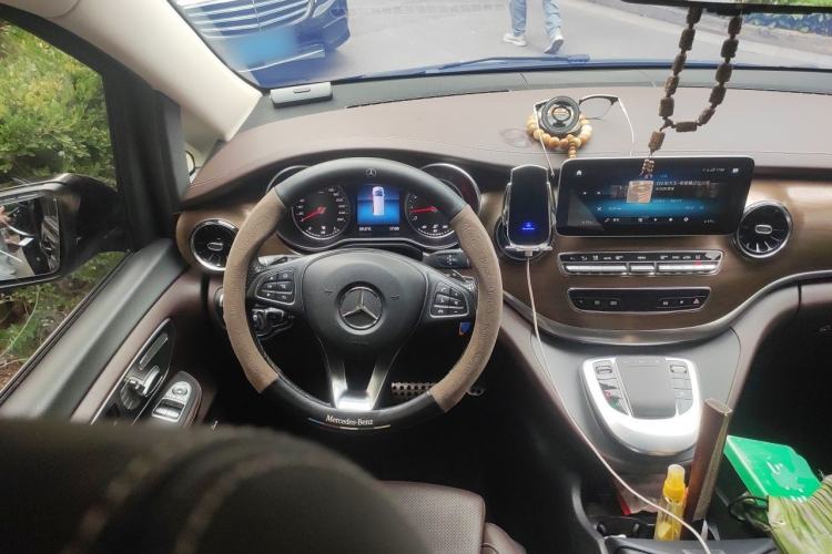Used Mercedes-Benz V-Class 2022 V 260 L Long-wheelbase Luxury Edition Steering Wheel