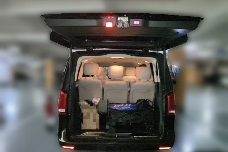 Used Mercedes-Benz V-Class 2022 V 260 Avantgarde Edition Trunk