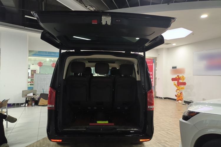 Used Mercedes-Benz V-Class 2022 V 260 Prestige Edition Trunk