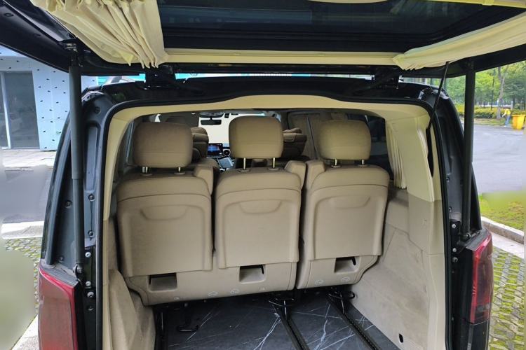 Used Mercedes-Benz V-Class 2022 V 260 L Long Wheelbase Prestige Edition Trunk