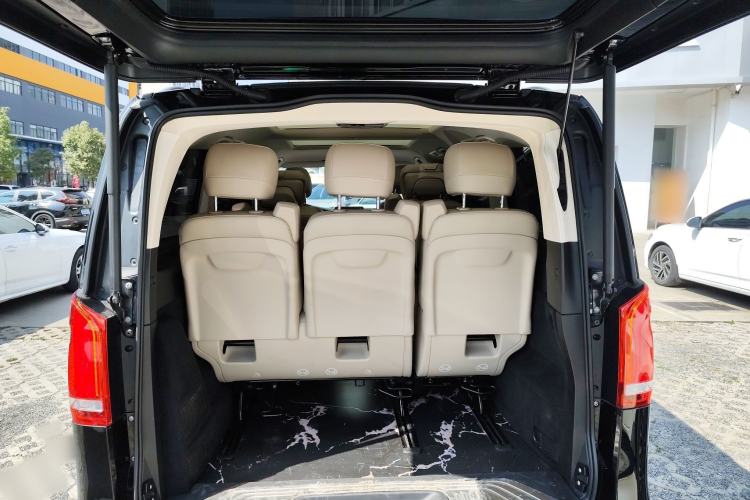 Used Mercedes-Benz V-Class 2022 V 260 Prestige Edition Trunk