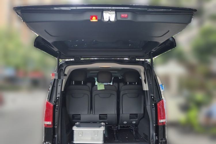 Used Mercedes-Benz V-Class 2022 V 260 L Long Wheelbase Prestige Edition Trunk
