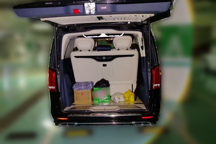 Used Mercedes-Benz V-Class  Trunk