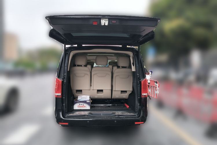 Used Mercedes-Benz V-Class 2022 V 260 Prestige Edition Trunk