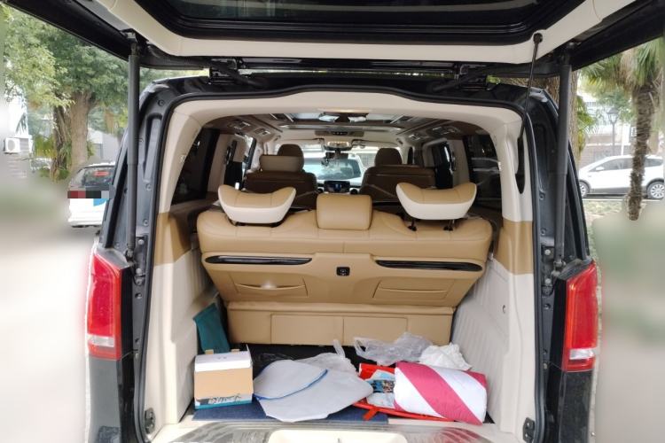 Used Mercedes-Benz V-Class 2022 V 260 L Long Wheelbase Prestige Edition Trunk