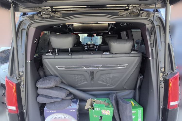 Used Mercedes-Benz V-Class 2022 V 260 L Long Wheelbase Prestige Edition Trunk