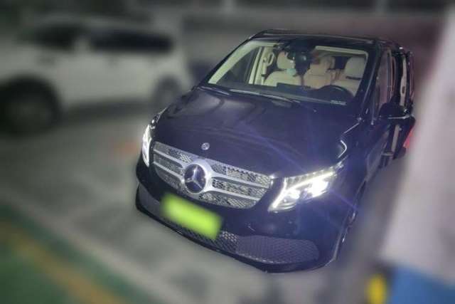 Used Mercedes-Benz V-Class 2022 V 260 Avantgarde Edition