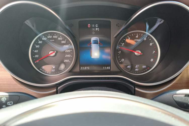 Used Mercedes-Benz V-Class 2022 V 260 L Long-wheelbase Luxury Edition Instrument Cluster