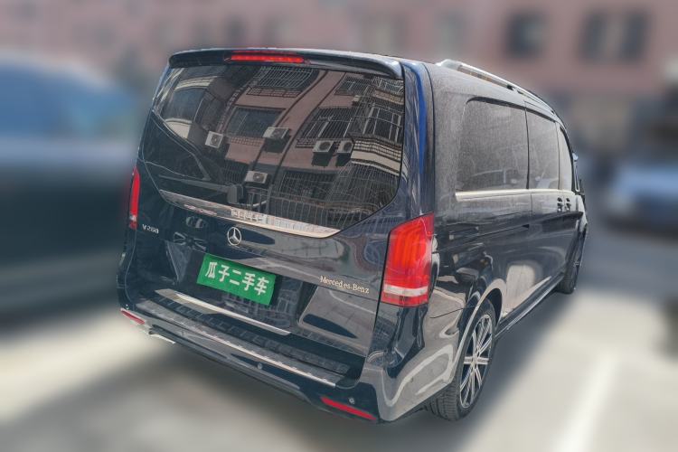 Used Mercedes-Benz V-Class 2022 V 260 L Long-wheelbase Luxury Edition Rear Right 45 Deg