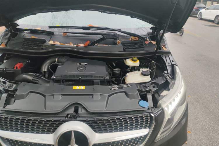 Used Mercedes-Benz V-Class 2022 V 260 L Long-wheelbase Luxury Edition Engine Bay Left