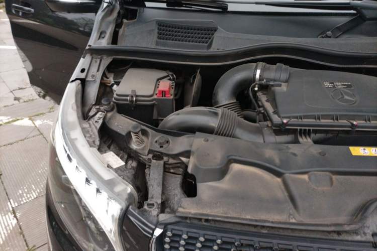 Used Mercedes-Benz V-Class 2022 V 260 L Long-wheelbase Luxury Edition Engine Bay Right