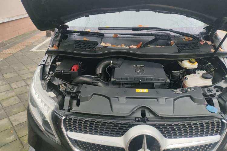 Used Mercedes-Benz V-Class 2022 V 260 L Long-wheelbase Luxury Edition Engine Bay Right
