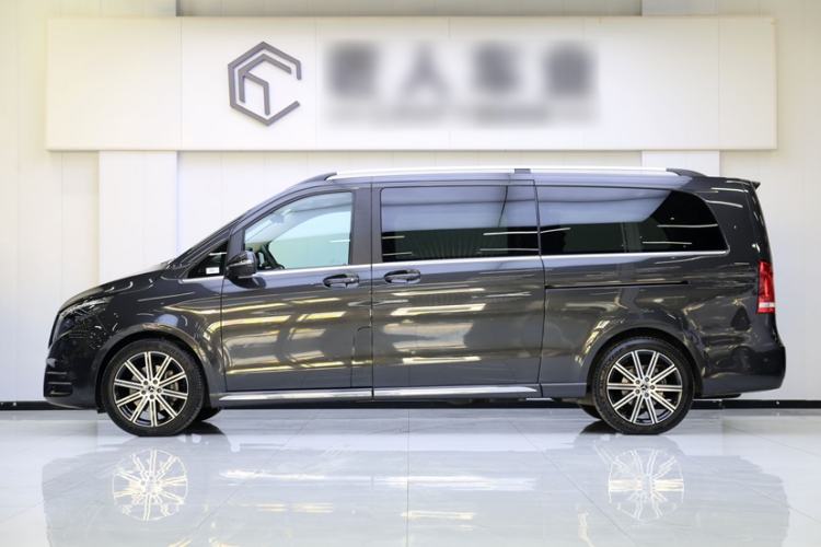 Used Mercedes-Benz V-Class 2022 V 260 L Long-wheelbase Luxury Edition Exterior 5