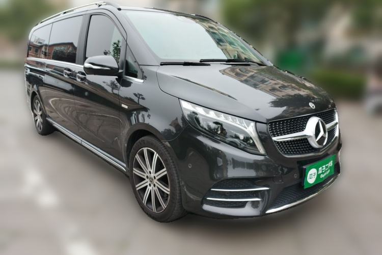 Used Mercedes-Benz V-Class 2022 V 260 L Long-wheelbase Luxury Edition Front Right 45 Deg