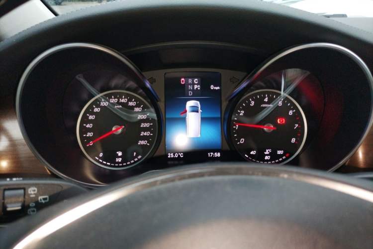 Used Mercedes-Benz V-Class 2022 V 260 L Long-wheelbase Luxury Edition Instrument Cluster