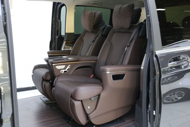 Used Mercedes-Benz V-Class 2022 V 260 L Long-wheelbase Luxury Edition Interior 4