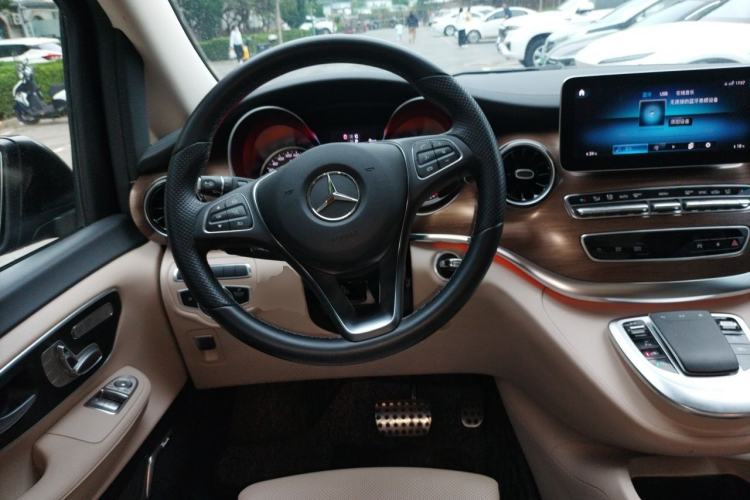 Used Mercedes-Benz V-Class 2022 V 260 L Long-wheelbase Luxury Edition Steering Wheel