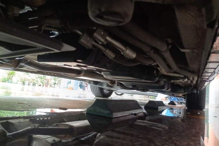 Used Mercedes-Benz V-Class 2022 V 260 Prestige Edition Chassis Front Left