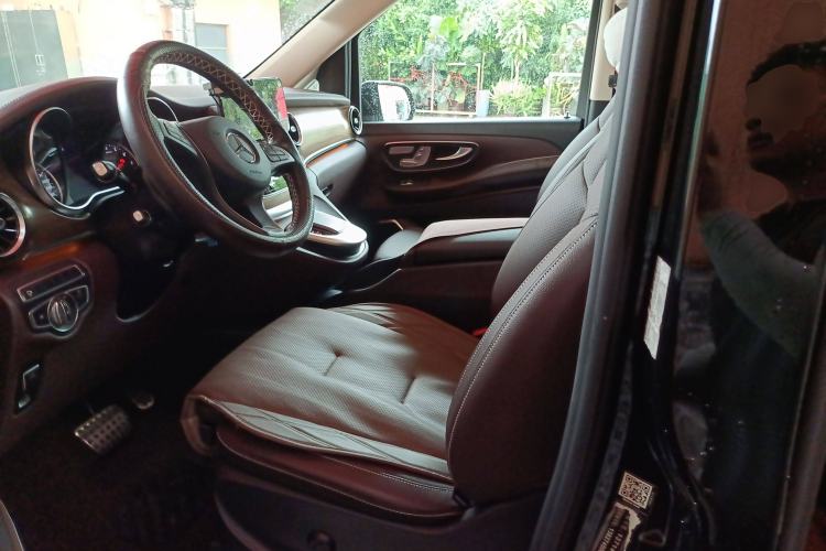Used Mercedes-Benz V-Class 2022 V 260 Prestige Edition Left Front Seat