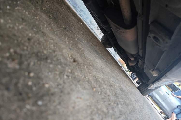 Used Mercedes-Benz V-Class  Chassis Rear Right