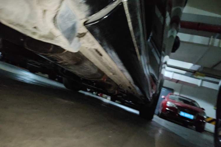 Used Mercedes-Benz V-Class  Chassis Rear Right