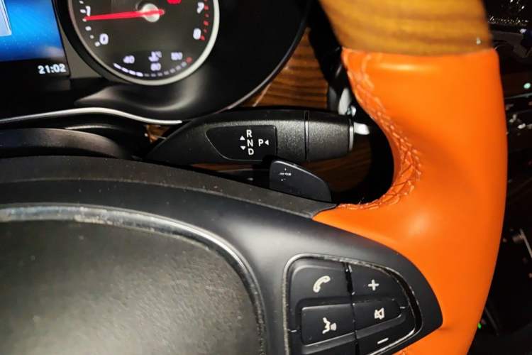 Used Mercedes-Benz V-Class  Gear Lever