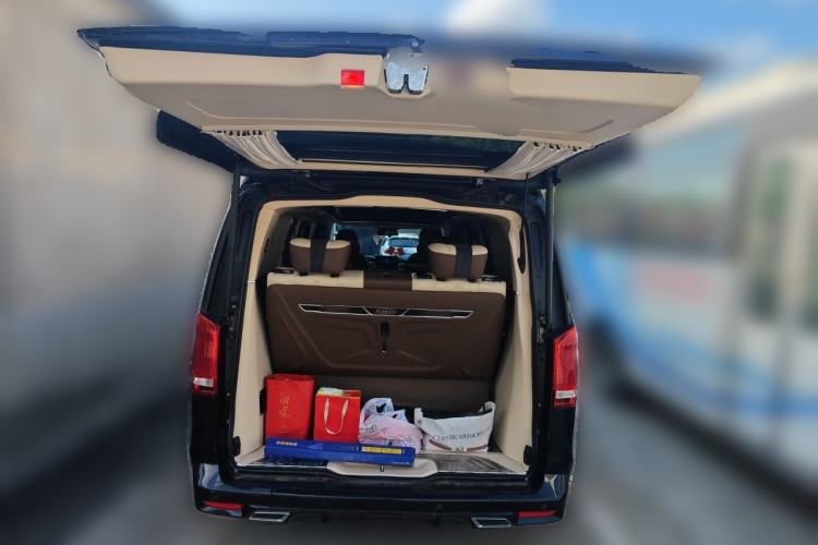 Used Mercedes-Benz V-Class  Trunk