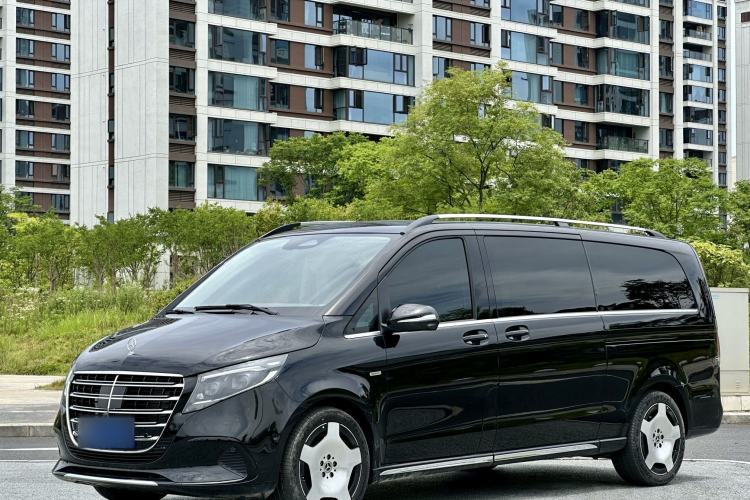 Used Mercedes-Benz V-Class 2024 V 300 L Long Wheelbase Luxury Edition Guazi used car, China used car export, Used car for sale, Used  cars, Cheapest cars for sale