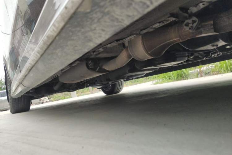 Used Mercedes-Benz V-Class 2024 V 300 L Long Wheelbase Luxury Edition Chassis Front Right