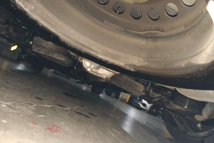 Used Mercedes-Benz V-Class 2024 V 300 L Long Wheelbase Luxury Edition Chassis Rear