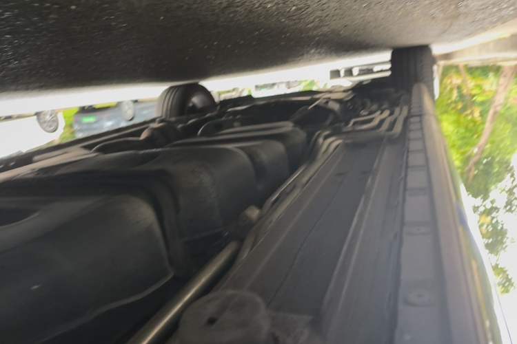 Used Mercedes-Benz V-Class 2024 V 300 L Long Wheelbase Luxury Edition Chassis Rear Left