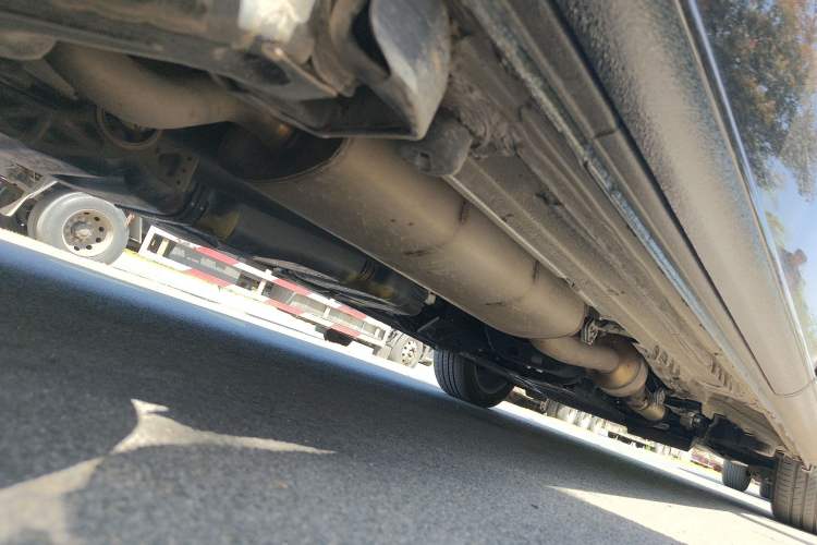 Used Mercedes-Benz V-Class 2024 V 300 Pilot Edition Chassis Rear Right