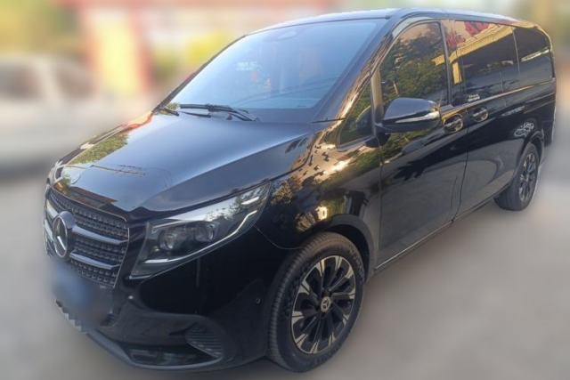 Used Mercedes-Benz V-Class 2024 V 300 Pilot Edition