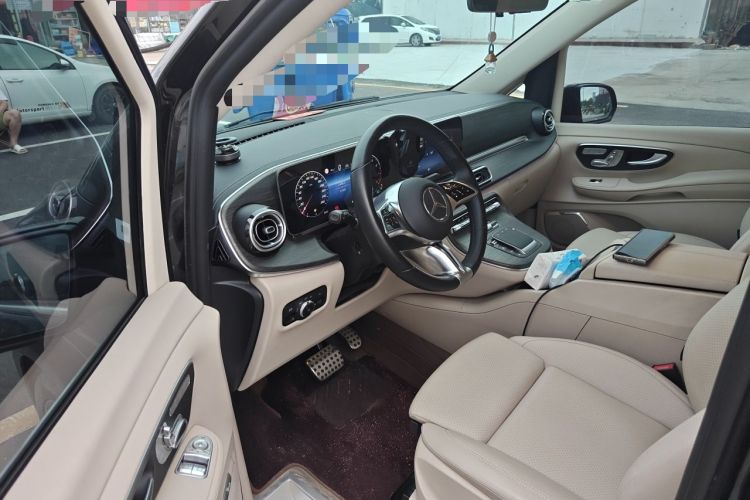 Used Mercedes-Benz V-Class 2024 V 300 L Long Wheelbase Prestige Edition Driver Seat