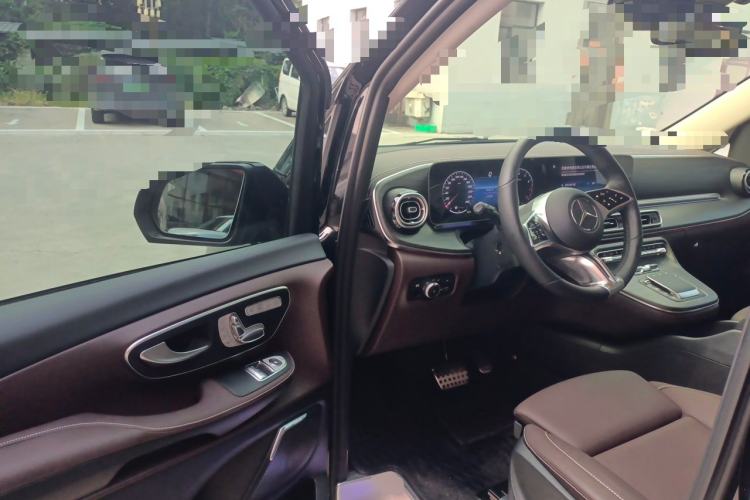 Used Mercedes-Benz V-Class 2024 V 300 L Long Wheelbase Prestige Edition Driver Seat