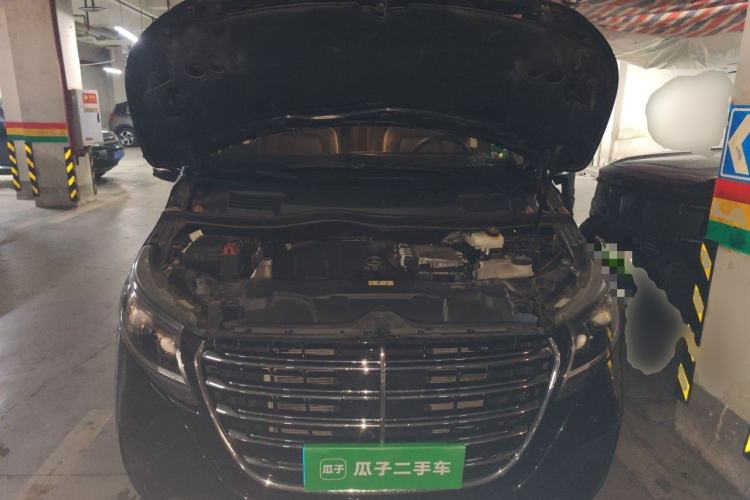 Used Mercedes-Benz V-Class 2024 V 300 L Long Wheelbase Luxury Edition Engine Bay