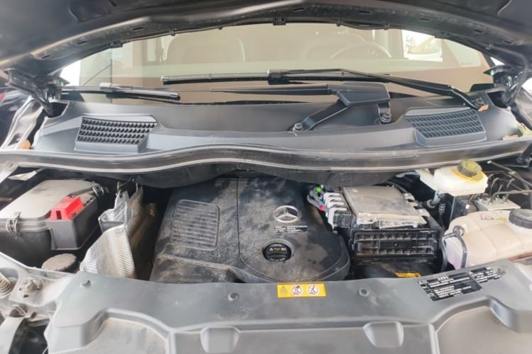 Used Mercedes-Benz V-Class 2024 V 300 L Long Wheelbase Luxury Edition Engine Bay